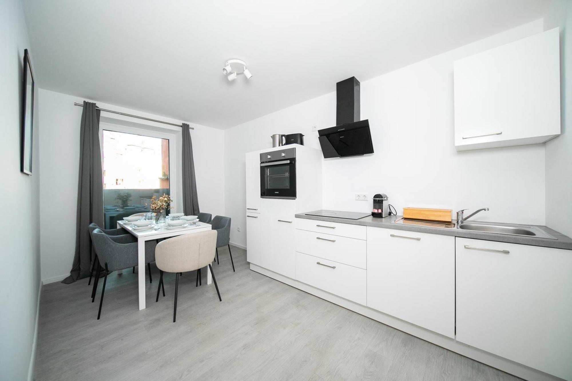 Favorite Stays - Suite And More - 10 Min Zur Messe デュッセルドルフ エクステリア 写真
